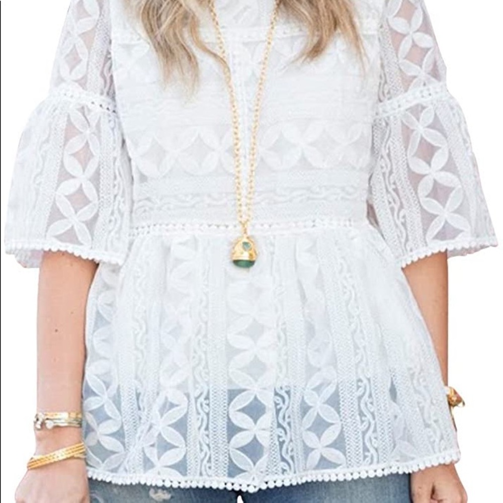 CHICWISH White Lace Embroidered Peplum Blouse S/M